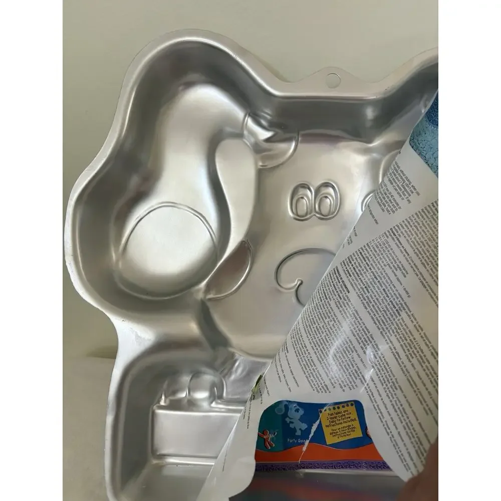 Vintage Wilton Blue's Clues Cake Pan w/Decorating Instructions 2003 Metal